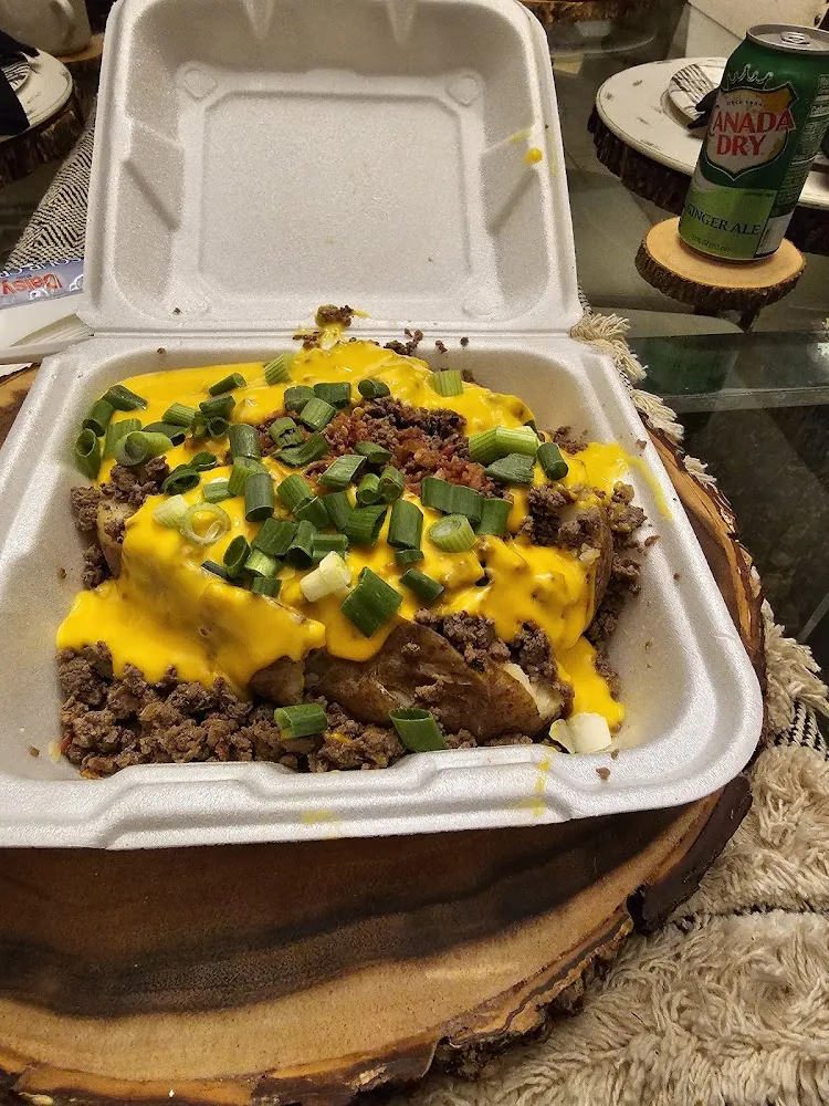 Stuffed Potato with Steak